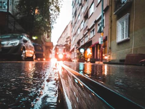 搬家下雨|搬家遇到下雨怎麼辦？6個規劃讓你雨天也能順利搬家